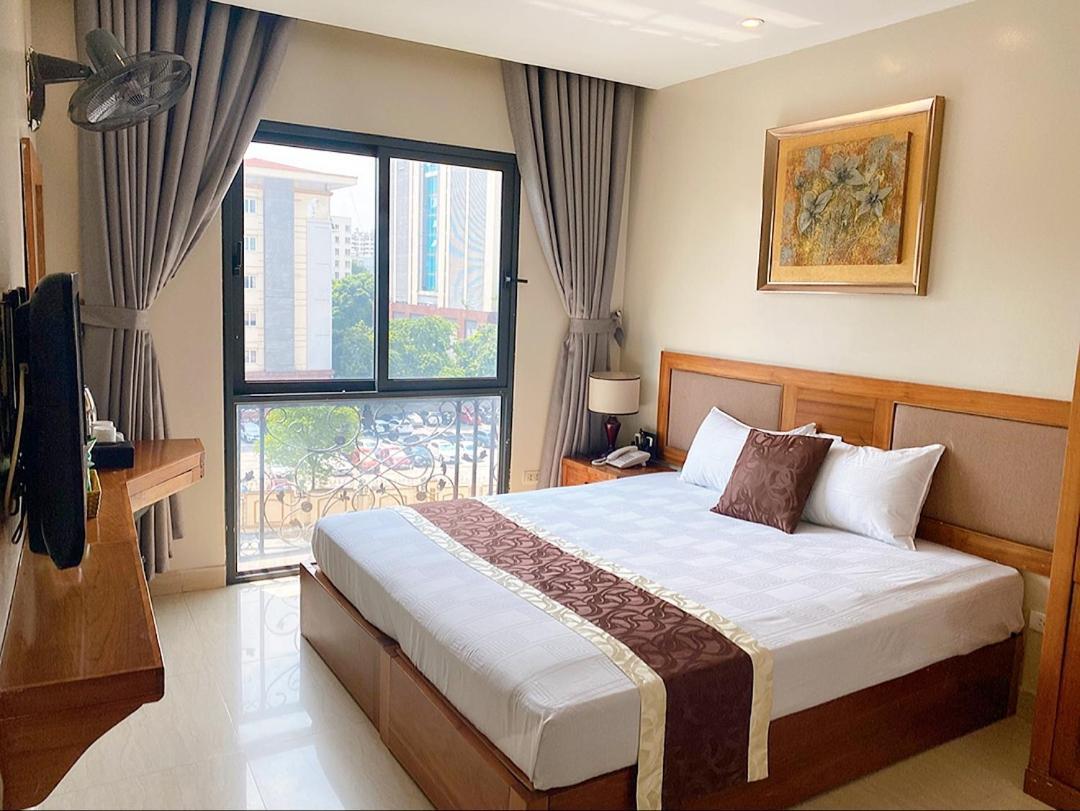 Hanoi B Hotel & Travel - 5 Mins Hoan Kiem Lake Exterior foto